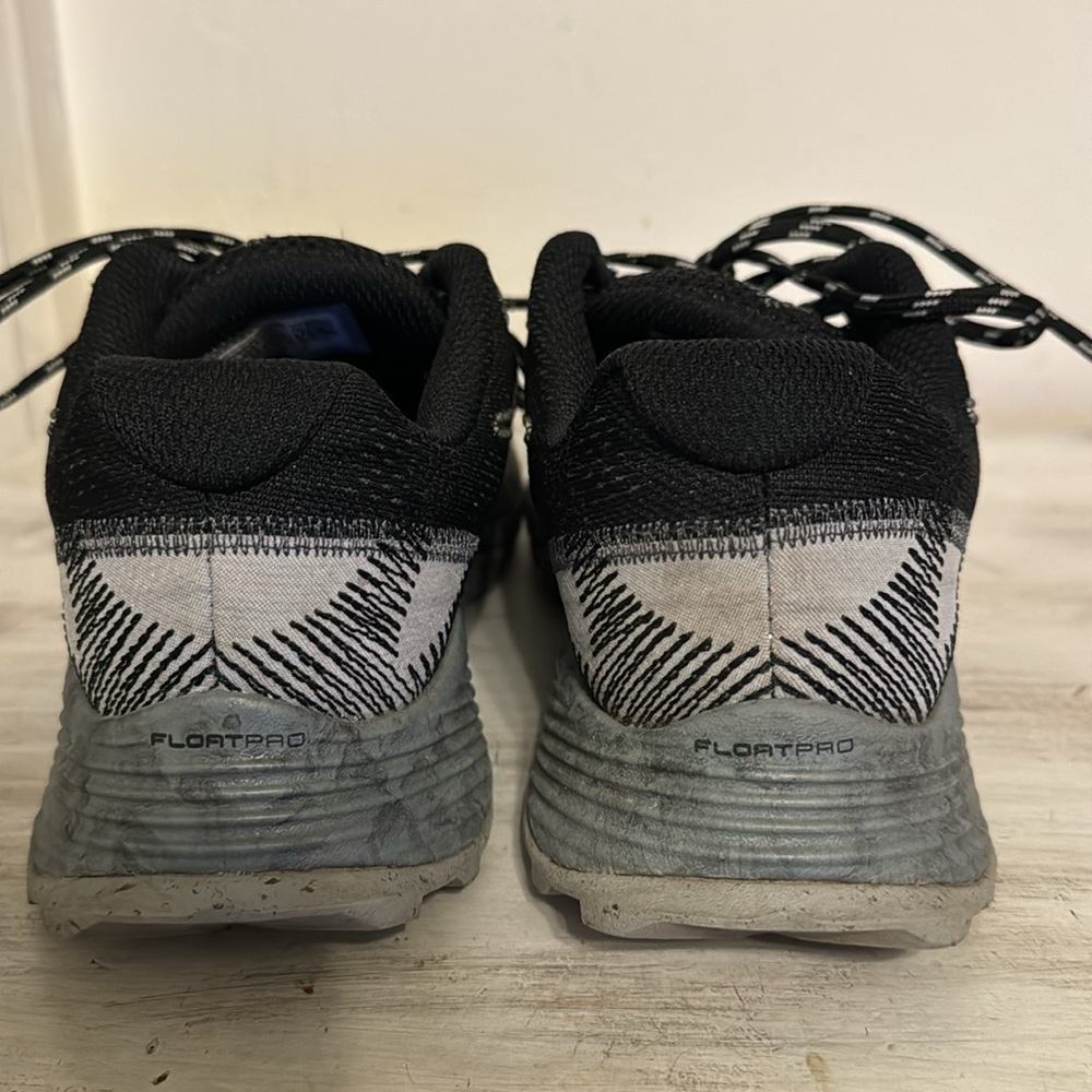 MERRELL - Picture 7 of 8